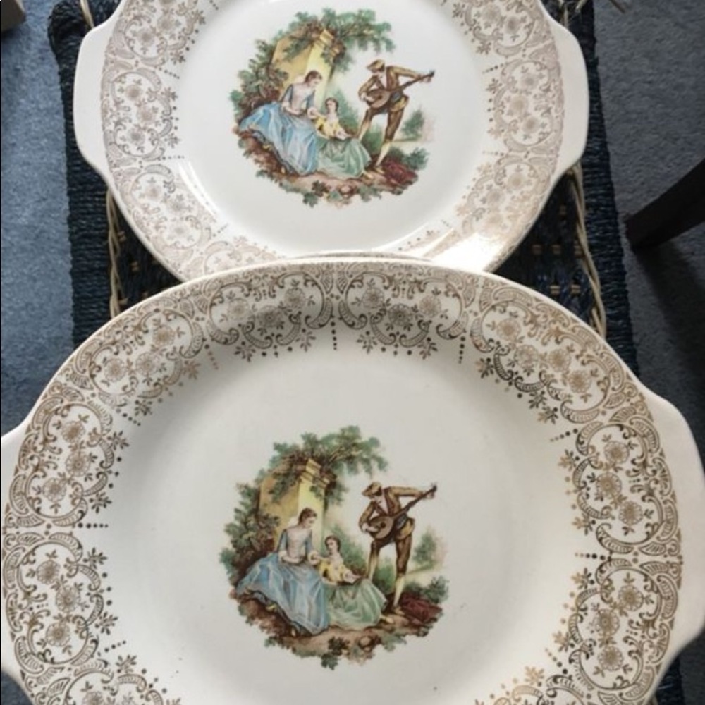Limoges. Vintage 1940s. Pieces in very good shape